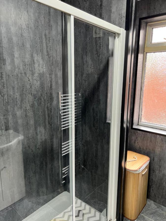 Nuns Moor Fully Equipped Kitchen Free Parking Netflix Apartment Нюкасъл ъпон Тайн Екстериор снимка
